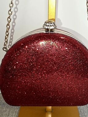 Sparkling Ruby Red Sequin Round Evening Clutch